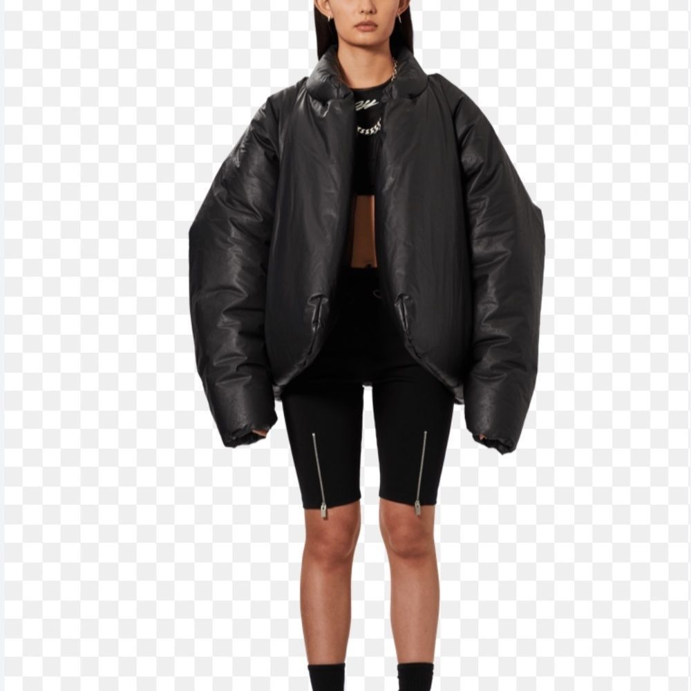 YEEZY GAP BLACK ROUND JACKET SIZE XXS